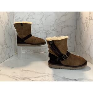 UGG Australia Youth BLAISE Sort Brown Suede ZIP BOOT, Used Size 1, Pre-owned